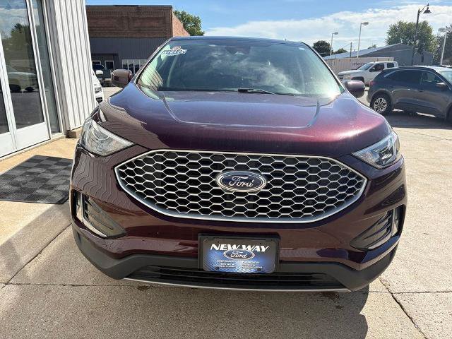 Certified 2024 Ford Edge SEL w/ Convenience Package AWD/4WD image 7