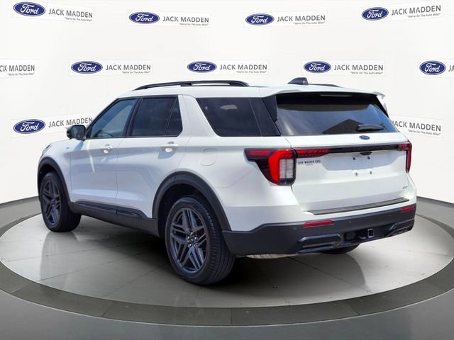 Certified 2025 Ford Explorer ST-Line w/ ST-Line Street Pack AWD/4WD image 3