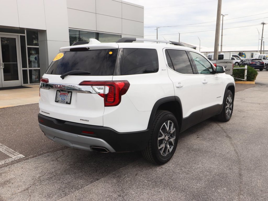 Used 2023 GMC Acadia SLT AWD/4WD image 16