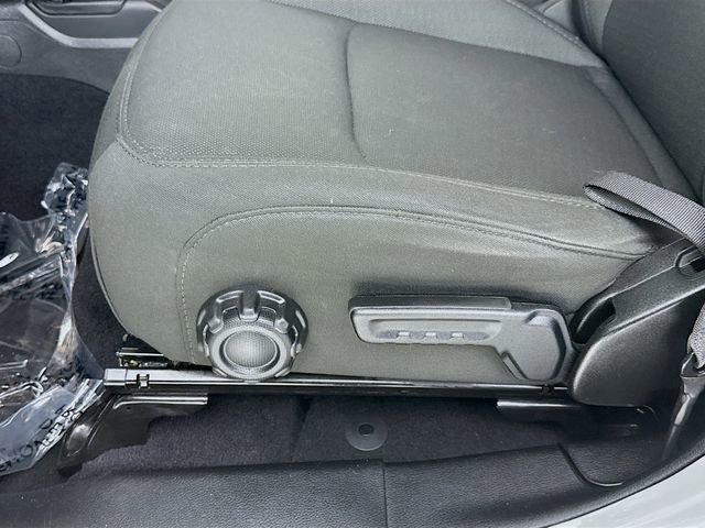 Used 2023 Jeep Wrangler Sport S image 18