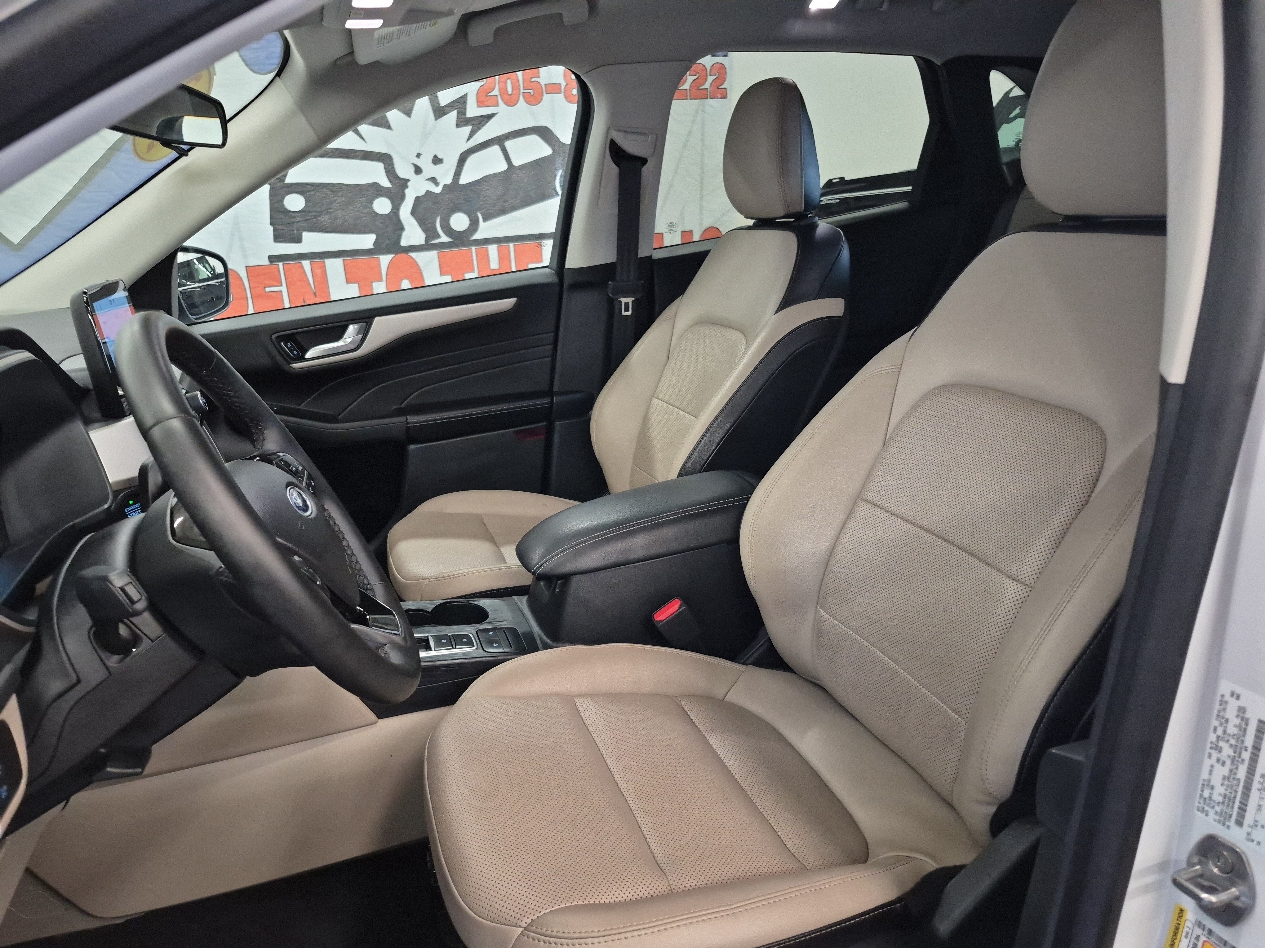 Certified 2022 Ford Escape SEL AWD/4WD image 11
