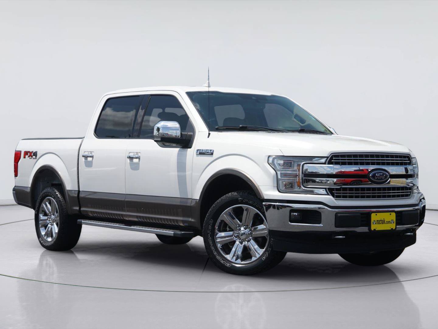 Certified 2018 Ford F150 Lariat w/ Equipment Group 502A Luxury AWD/4WD image 2