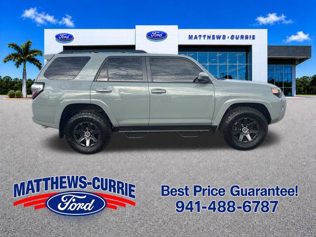 Used 2022 Toyota 4Runner Trail Special Edition AWD/4WD image 3