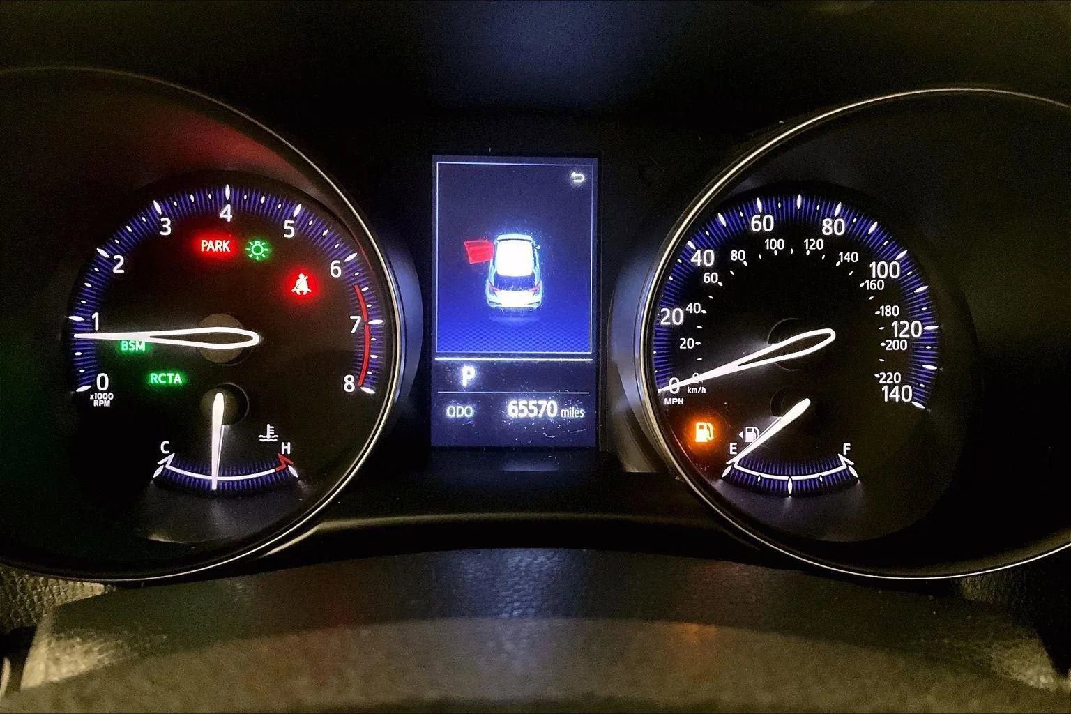 Used 2019 Toyota C-HR XLE image 19