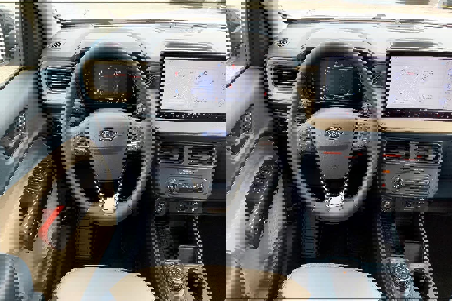 Certified 2025 Ford Maverick Lariat w/ 4K Tow Package image 7