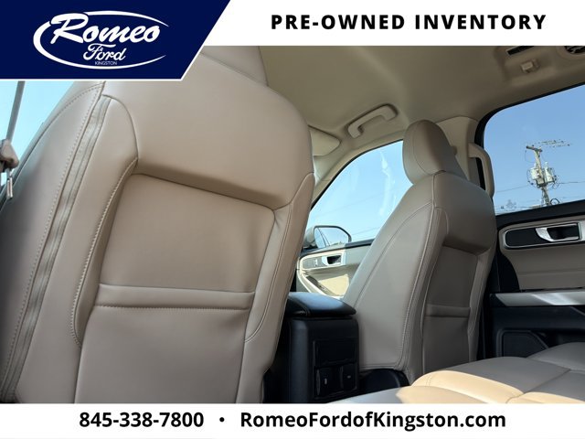 Certified 2023 Ford Explorer XLT w/ Equipment Group 202A AWD/4WD image 27