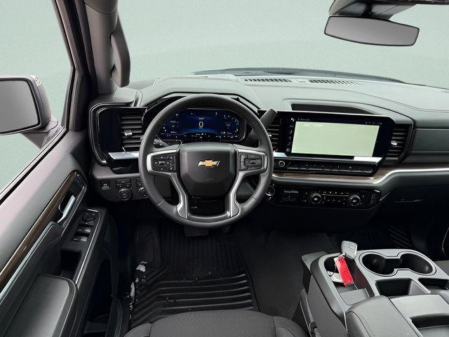 Used 2025 Chevrolet Silverado 1500 LT AWD/4WD image 7