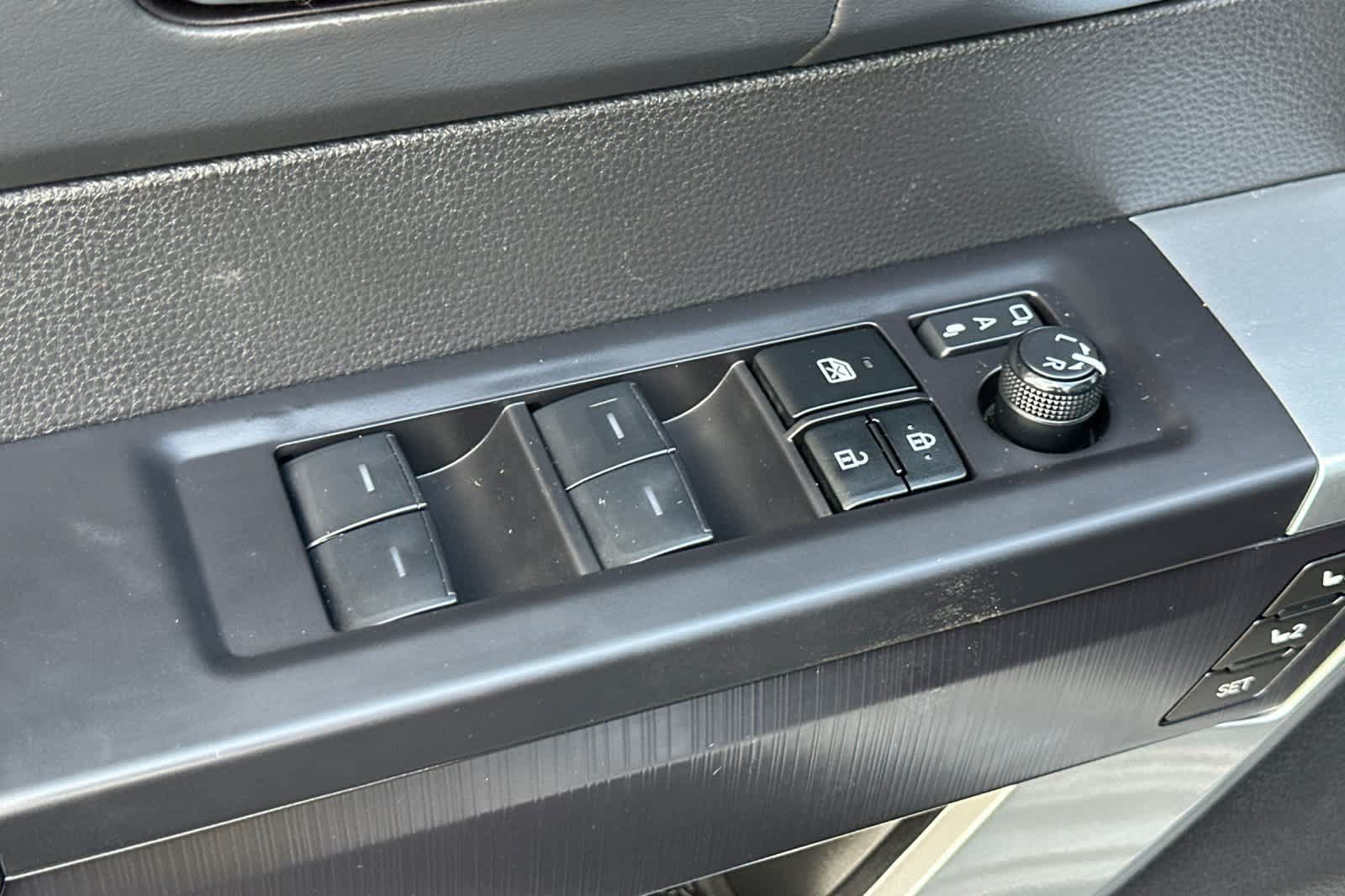 Used 2024 Toyota Tundra Platinum AWD/4WD image 13