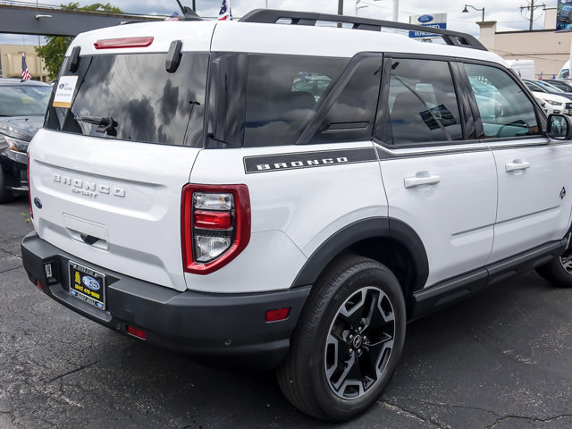 Certified 2023 Ford Bronco Sport Outer Banks w/ Tech Package AWD/4WD image 7