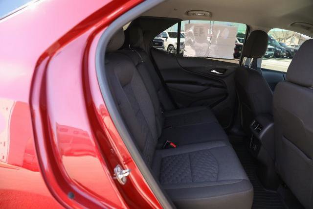 Used 2019 Chevrolet Equinox LT w/ Driver Convenience Package image 30