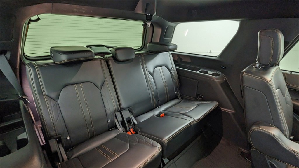 Certified 2023 Ford Expedition Platinum image 43