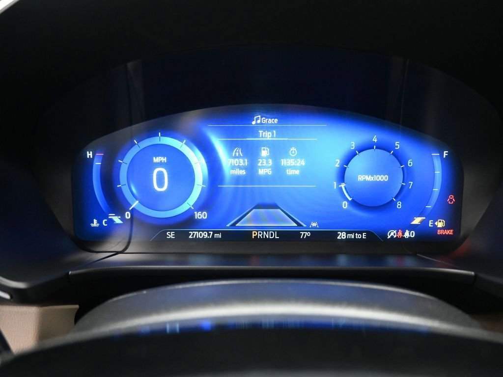 Certified 2022 Ford Escape Titanium w/ Class II Trailer Tow Package image 44