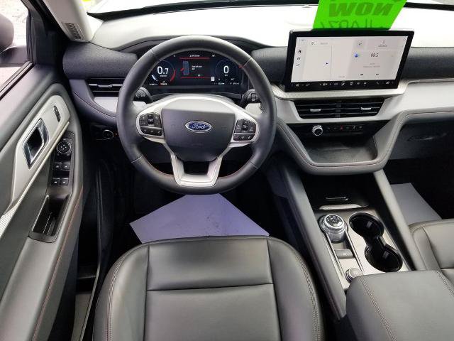 Certified 2025 Ford Explorer Active w/ Active Comfort Package AWD/4WD image 20