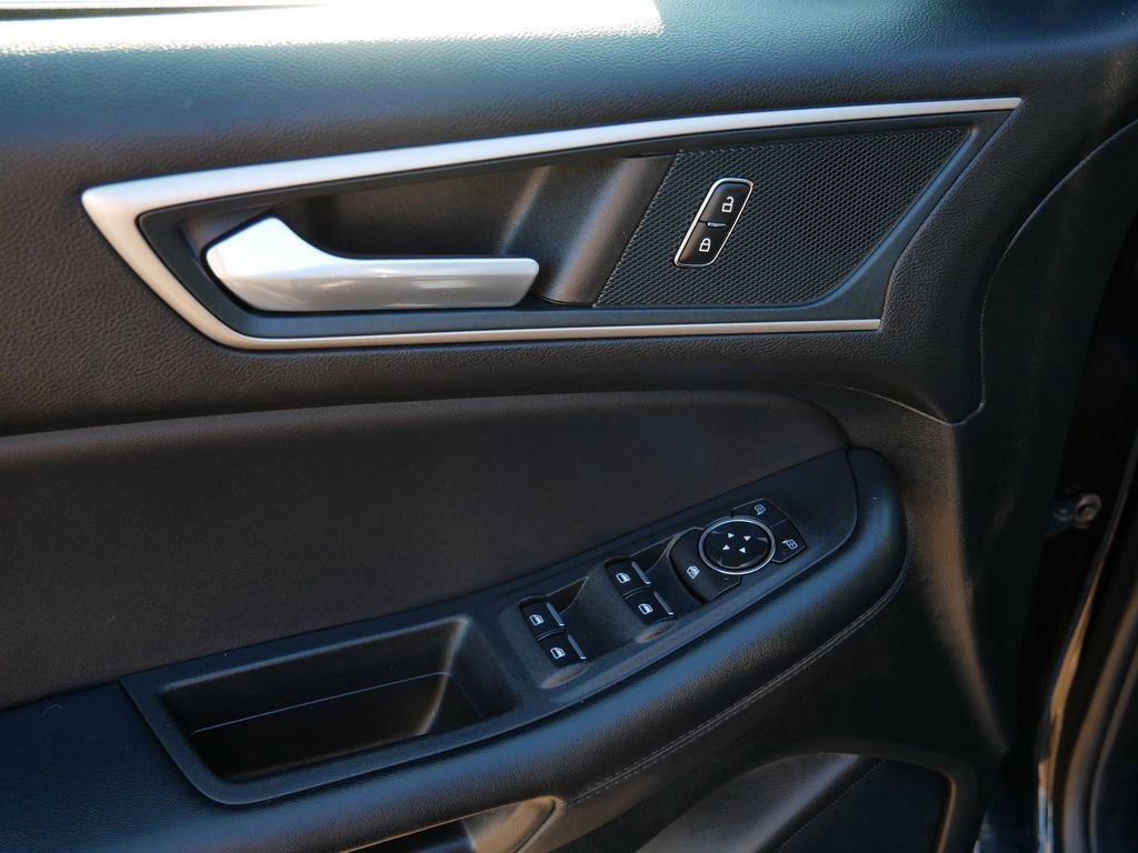 Certified 2024 Ford Edge SEL image 16