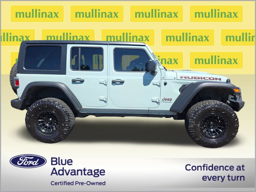 Used 2023 Jeep Wrangler Unlimited Rubicon w/ Cold Weather Group AWD/4WD image 2