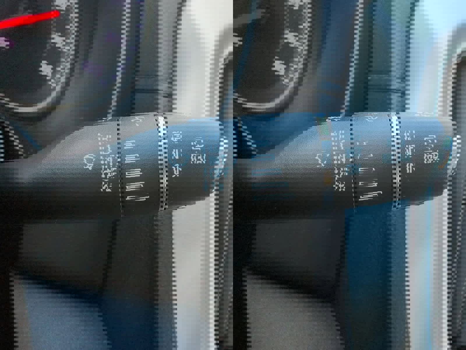 Used 2022 GMC Terrain SLT w/ Infotainment Package II image 26