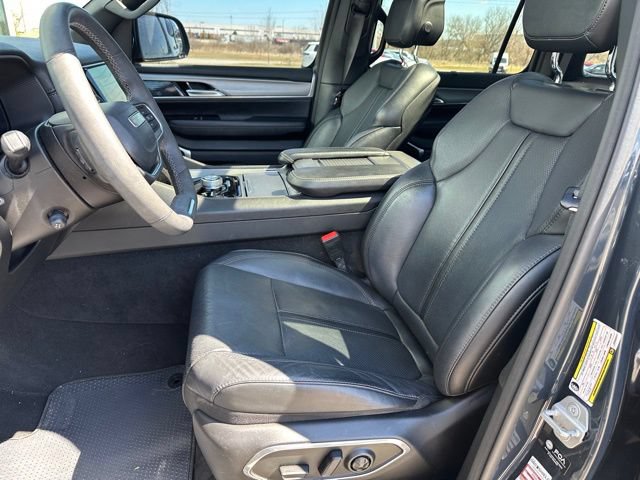 Used 2023 Jeep Wagoneer Series II w/ Convenience Group I AWD/4WD image 19