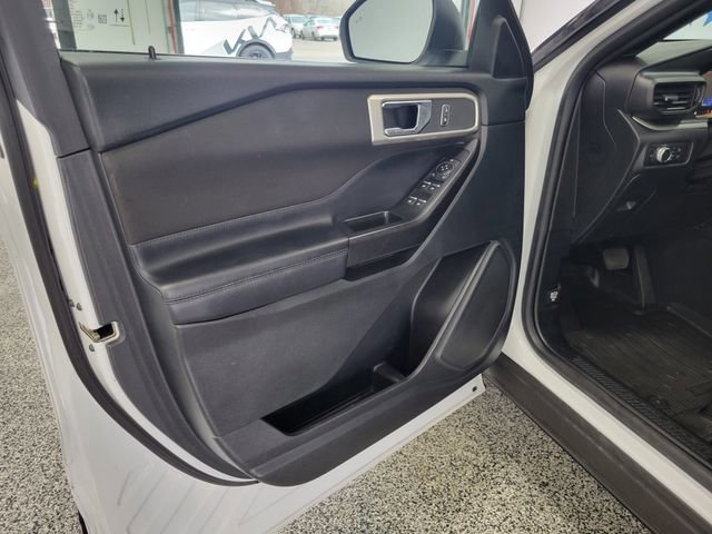 Certified 2020 Ford Explorer XLT w/ Comfort Package image 6