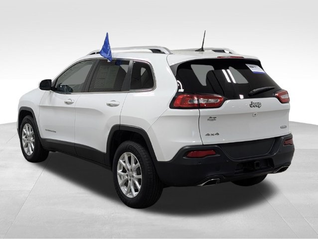 Used 2017 Jeep Cherokee Latitude w/ Safety/Convenience Group AWD/4WD image 22
