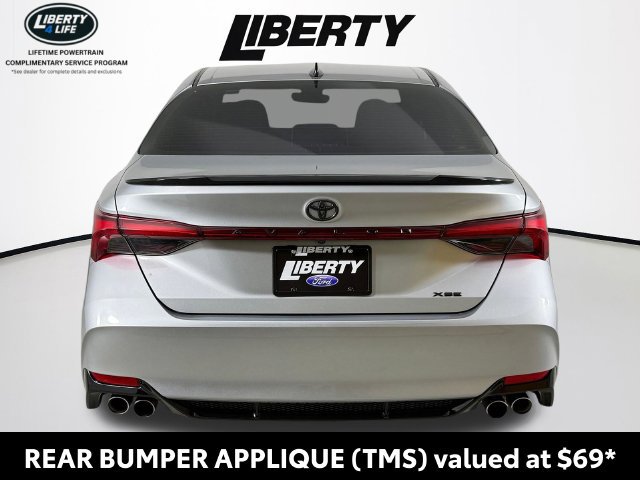 Used 2021 Toyota Avalon XSE FWD image 4