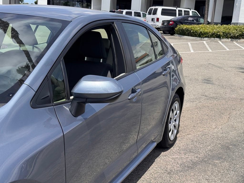 Used 2024 Toyota Corolla LE FWD image 9
