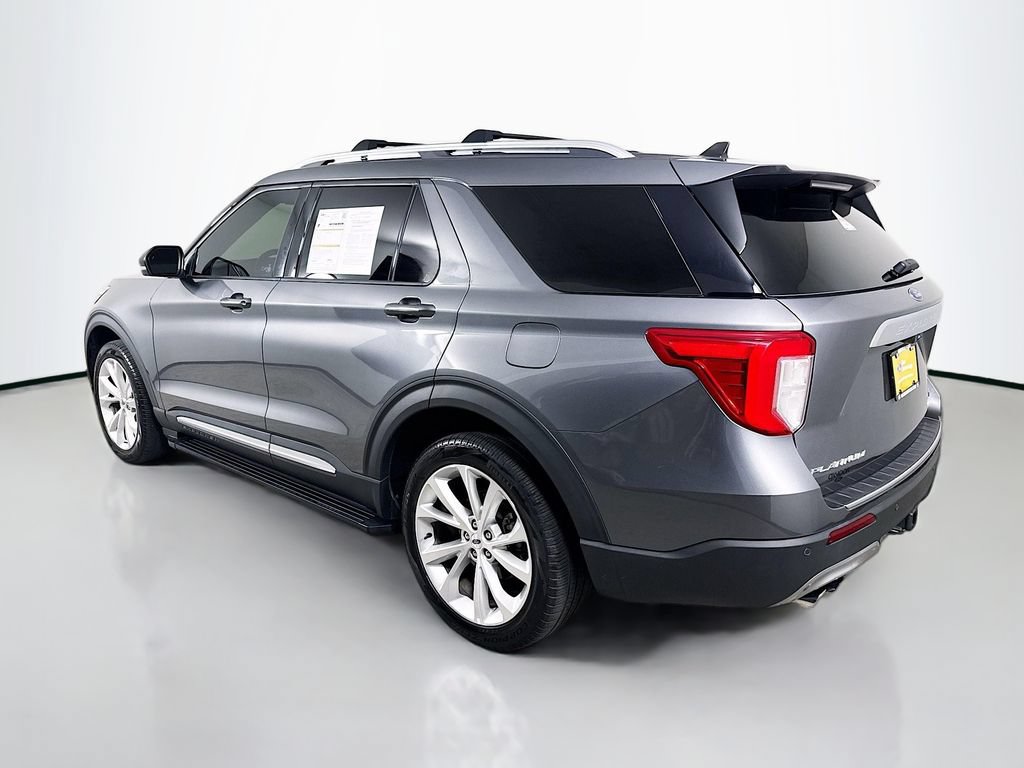 Certified 2024 Ford Explorer Platinum w/ Technology Package AWD/4WD image 12