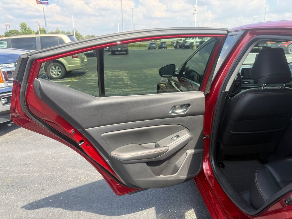 Used 2020 Nissan Altima 2.5 SR w/ Premium Package FWD image 38