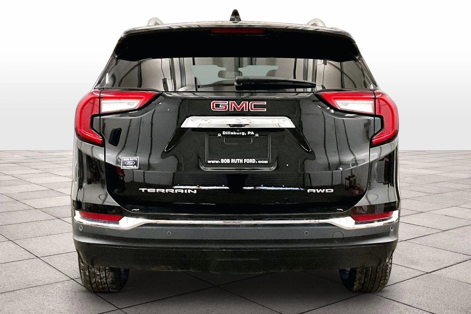 Used 2024 GMC Terrain SLT image 4