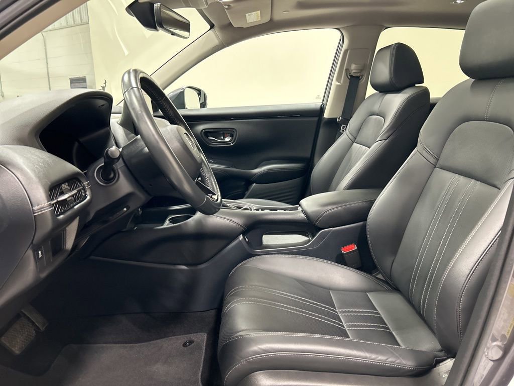Used 2023 Honda HR-V EX-L image 10