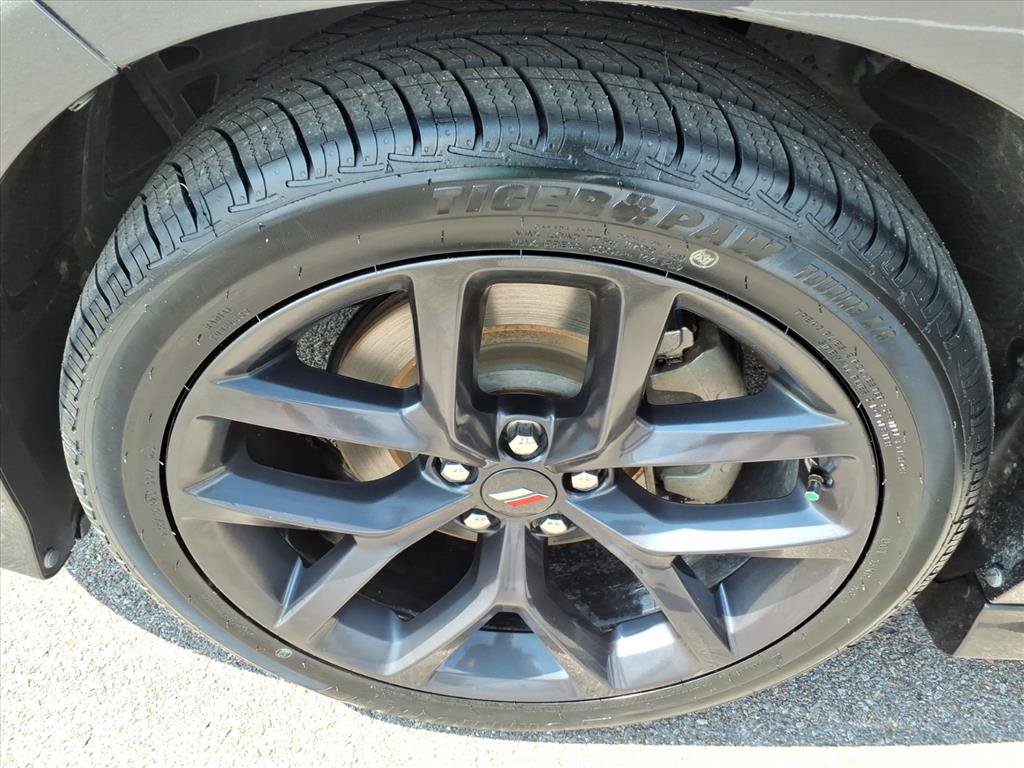 Used 2021 Dodge Charger R/T w/ Plus Group RWD image 4