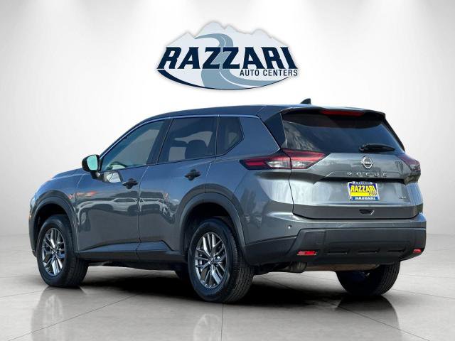 Used 2024 Nissan Rogue S AWD/4WD image 5