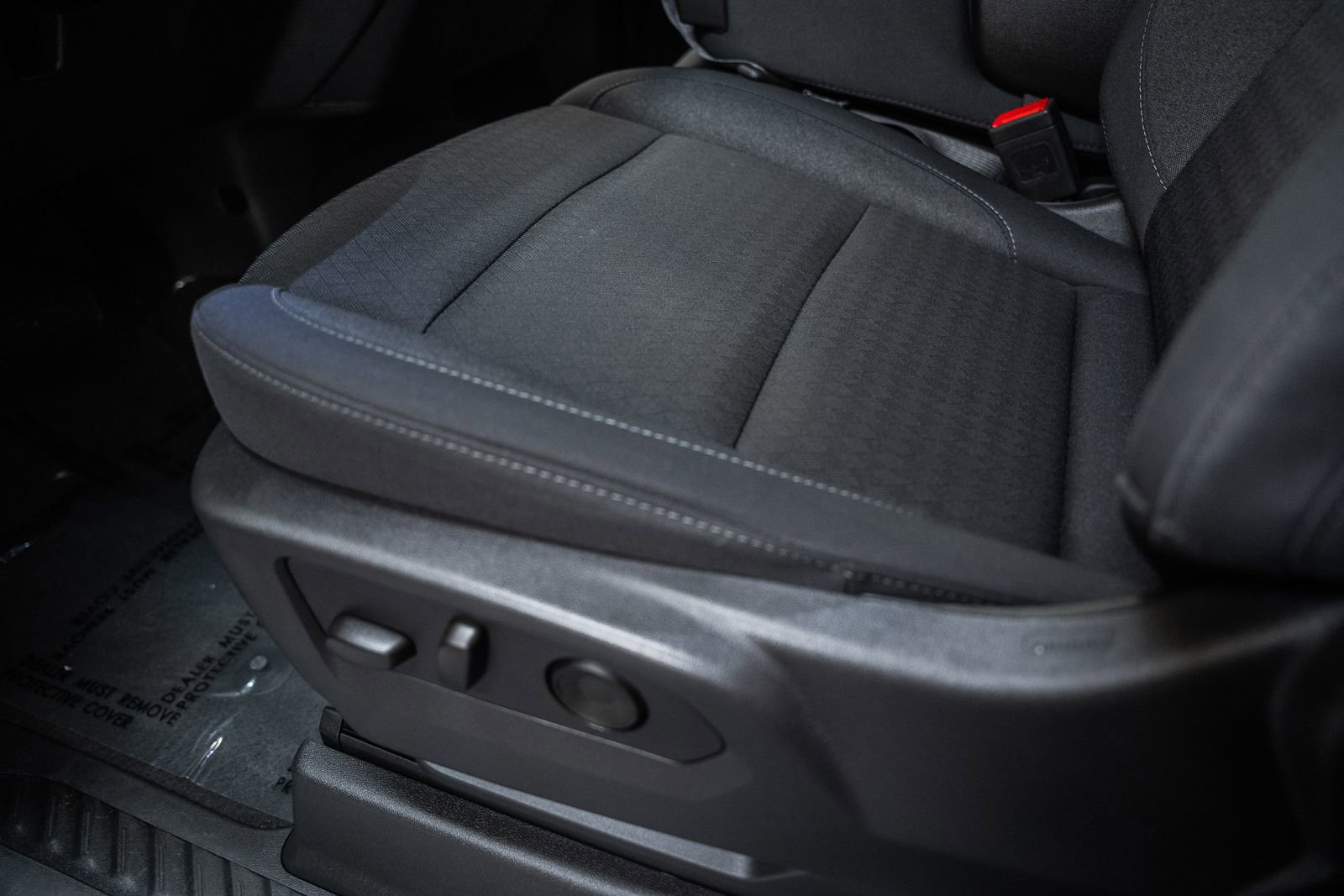 Used 2025 Chevrolet Silverado 1500 Custom Trail Boss w/ Dark Appearance Package image 41