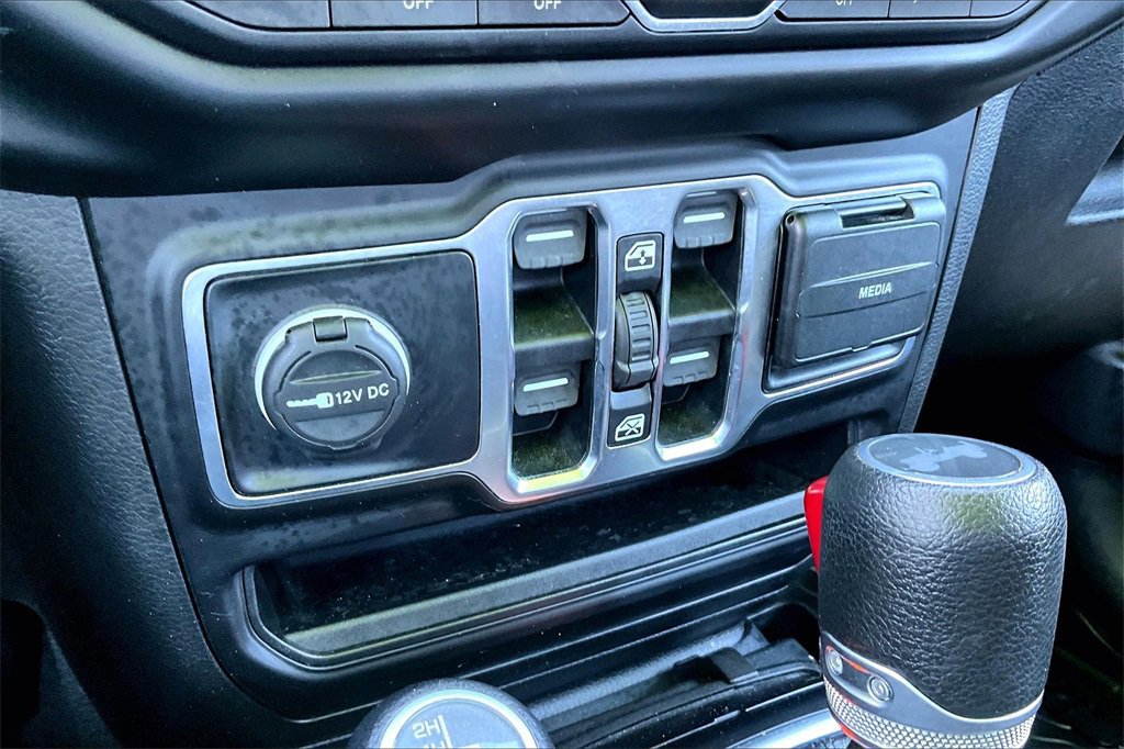 Used 2020 Jeep Wrangler Unlimited Sport S image 24