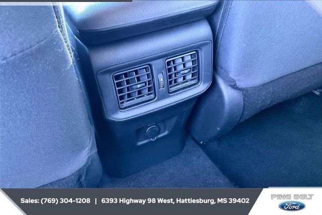 Used 2024 Toyota RAV4 LE image 24