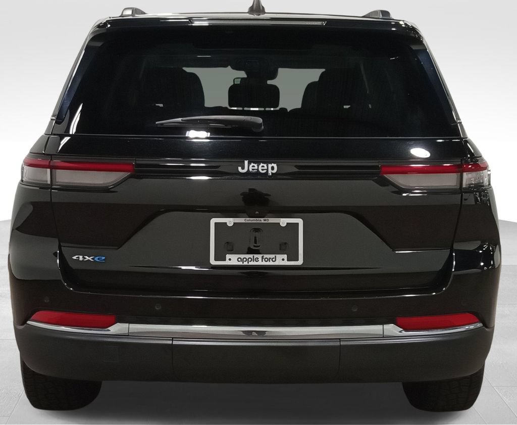 Used 2024 Jeep Grand Cherokee Limited 4xe AWD/4WD image 4