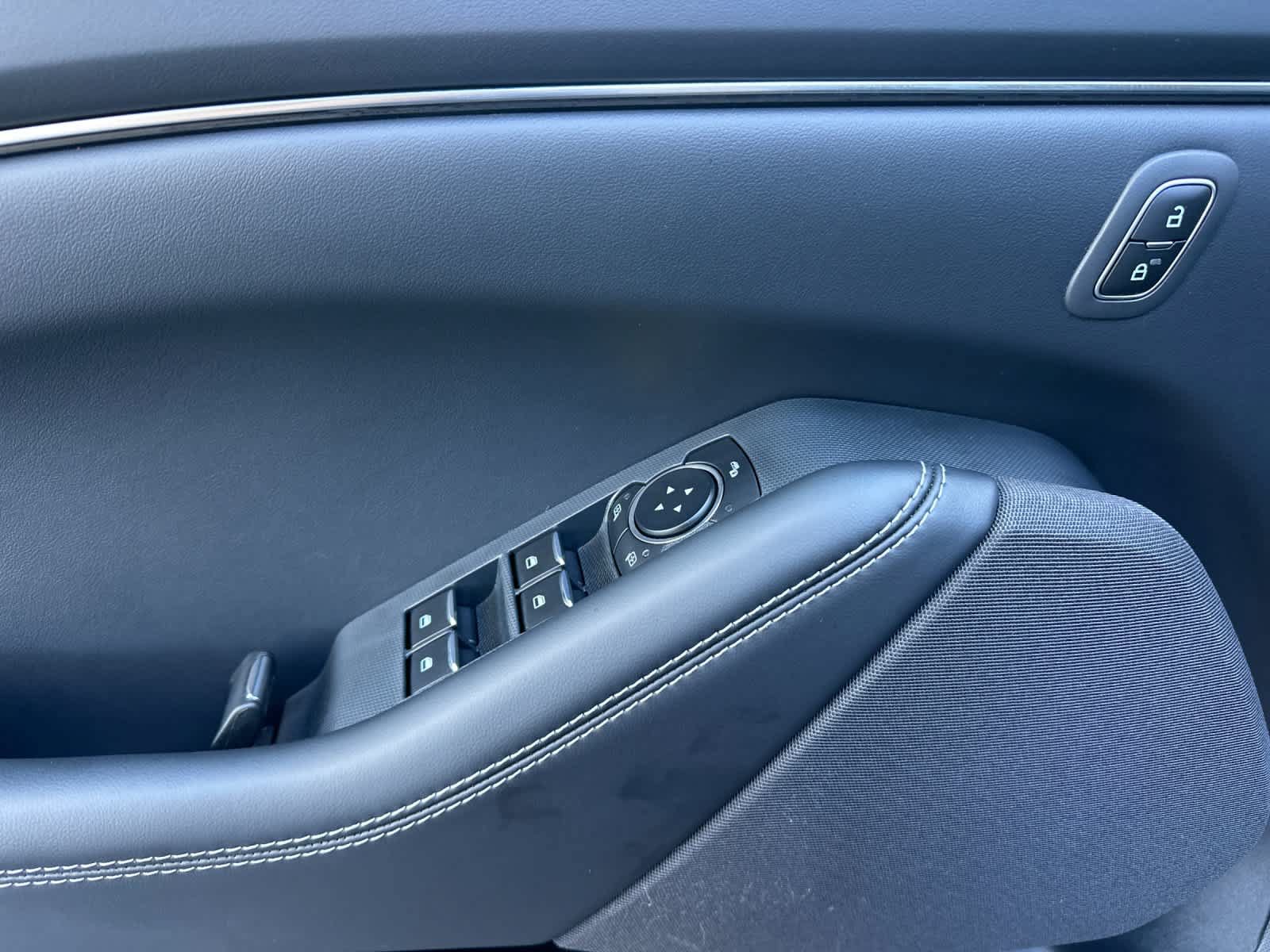Certified 2025 Ford Mustang Mach-E Select AWD/4WD image 12
