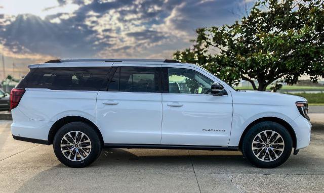 Certified 2025 Ford Expedition Max Platinum AWD/4WD image 7