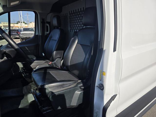 Certified 2023 Ford Transit 150 Low Roof RWD image 10
