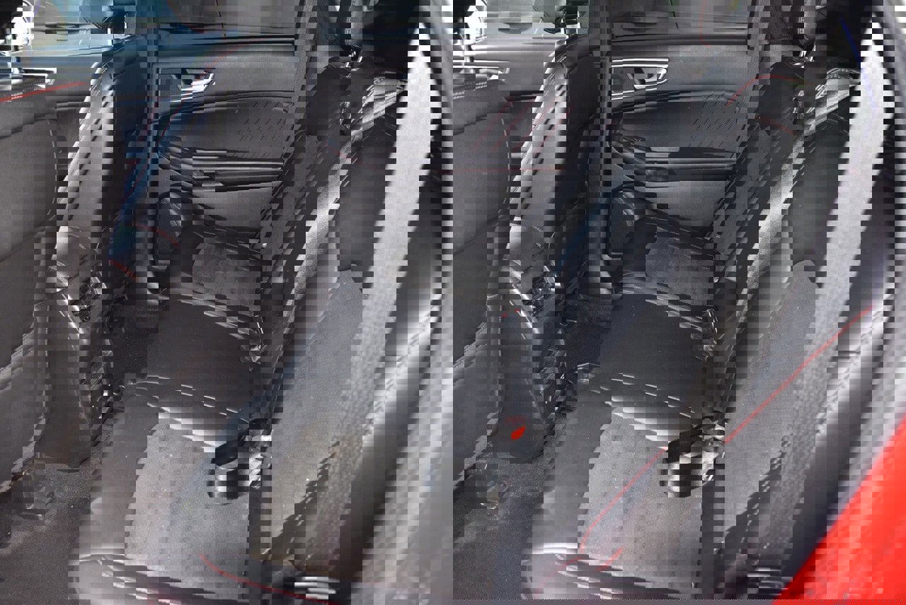 Certified 2022 Ford Edge ST-Line image 11