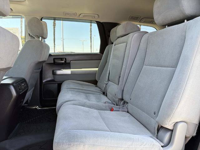 Used 2019 Toyota Sequoia SR5 AWD/4WD image 19