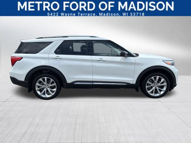 Certified 2023 Ford Explorer Platinum w/ Technology Package AWD/4WD image 7
