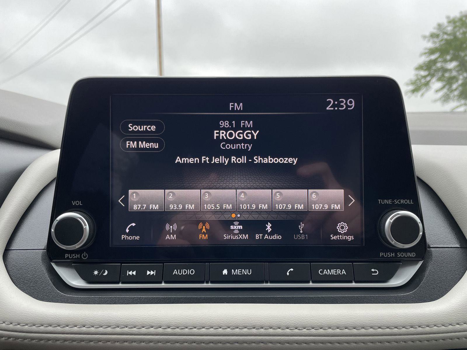 Used 2023 Nissan Rogue SV AWD/4WD image 25