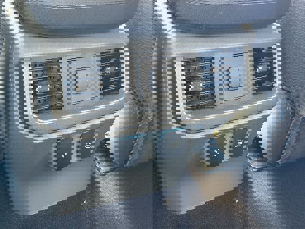 Certified 2022 Ford F150 XLT w/ Equipment Group 302A High image 27