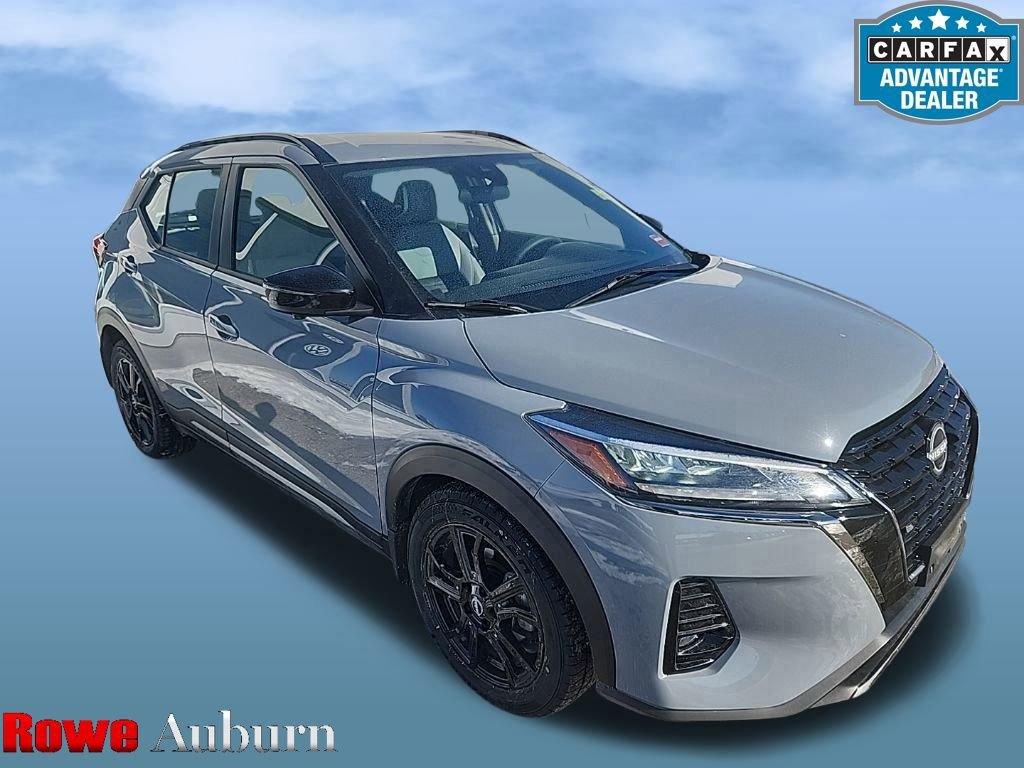 Used 2023 Nissan Kicks SR w/ SR Premium Package image 7