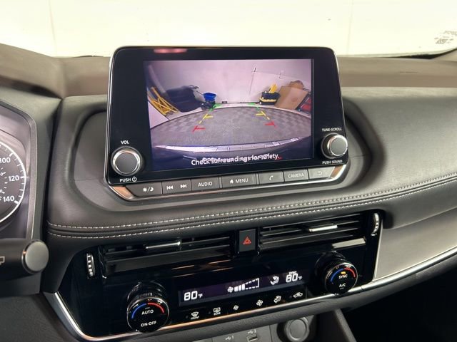 Used 2022 Nissan Rogue SV AWD/4WD image 13
