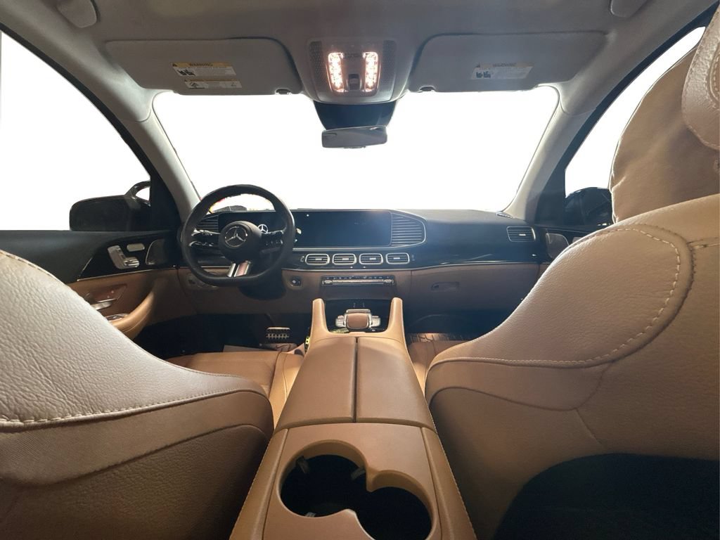 Used 2026 Mercedes-Benz GLS 450 4MATIC image 34