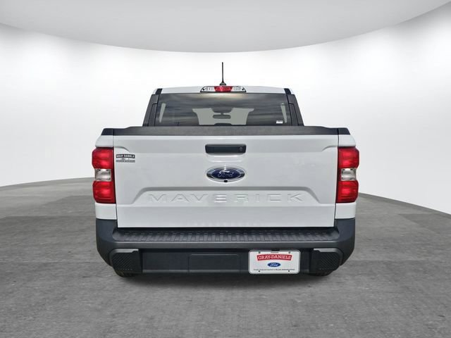 Certified 2024 Ford Maverick XL image 3