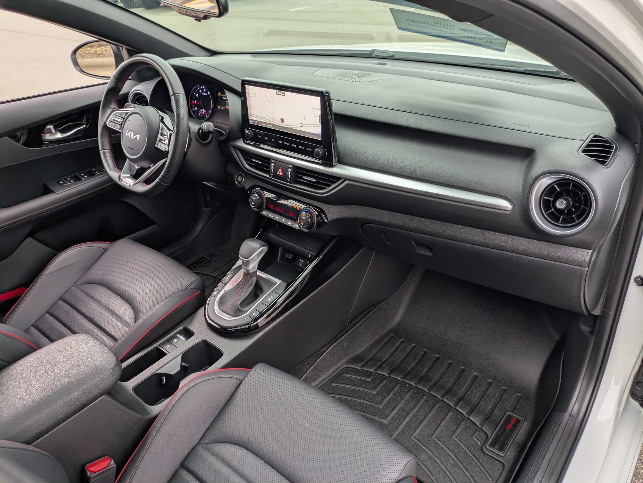 Used 2023 Kia Forte GT w/ GT2 Package FWD image 40