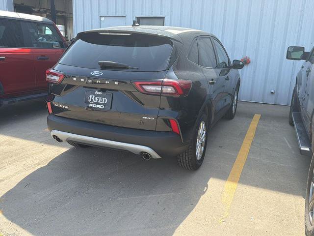 Certified 2025 Ford Escape Active AWD/4WD image 4