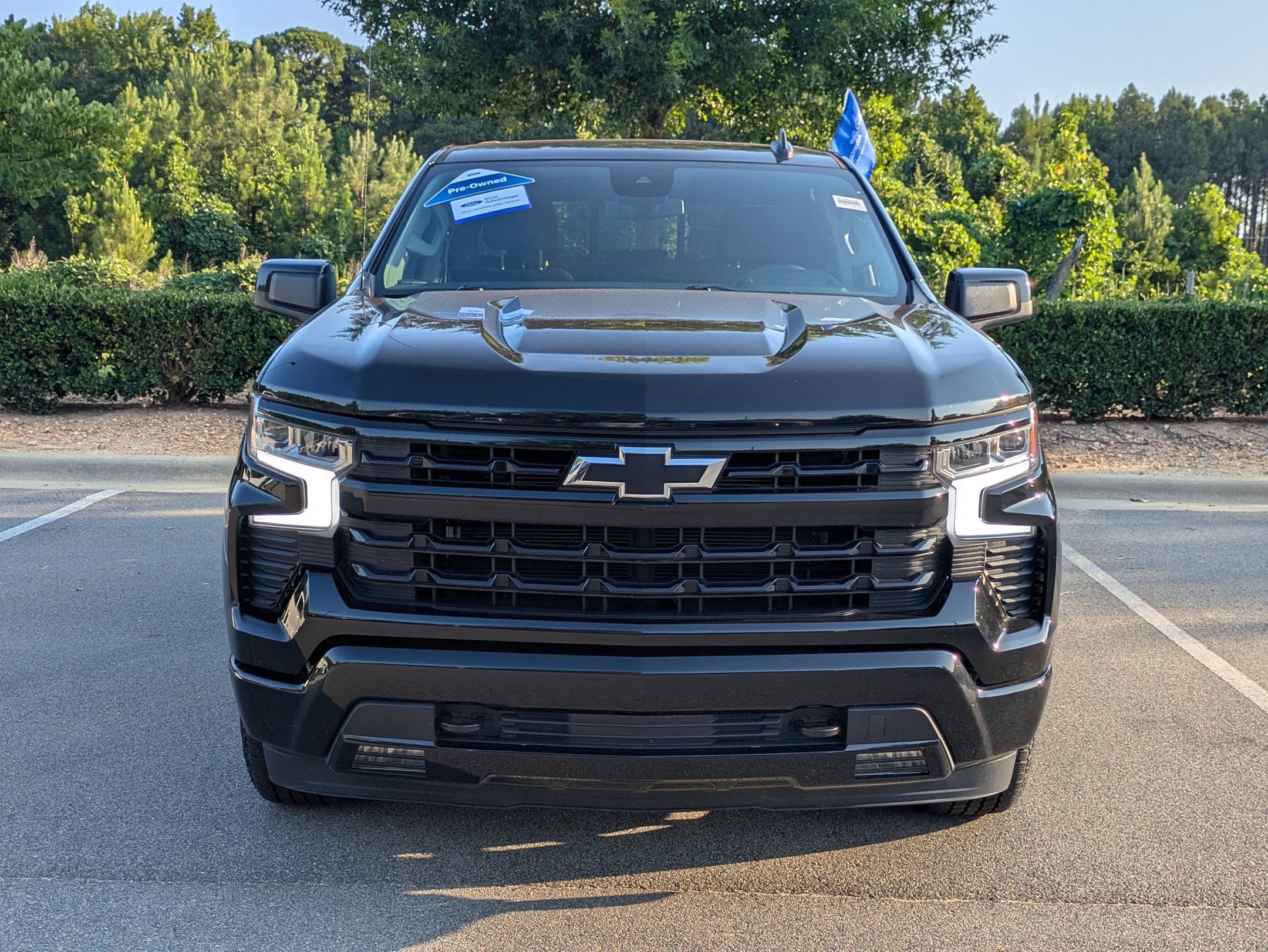 Used 2023 Chevrolet Silverado 1500 RST w/ Convenience Package II AWD/4WD image 9